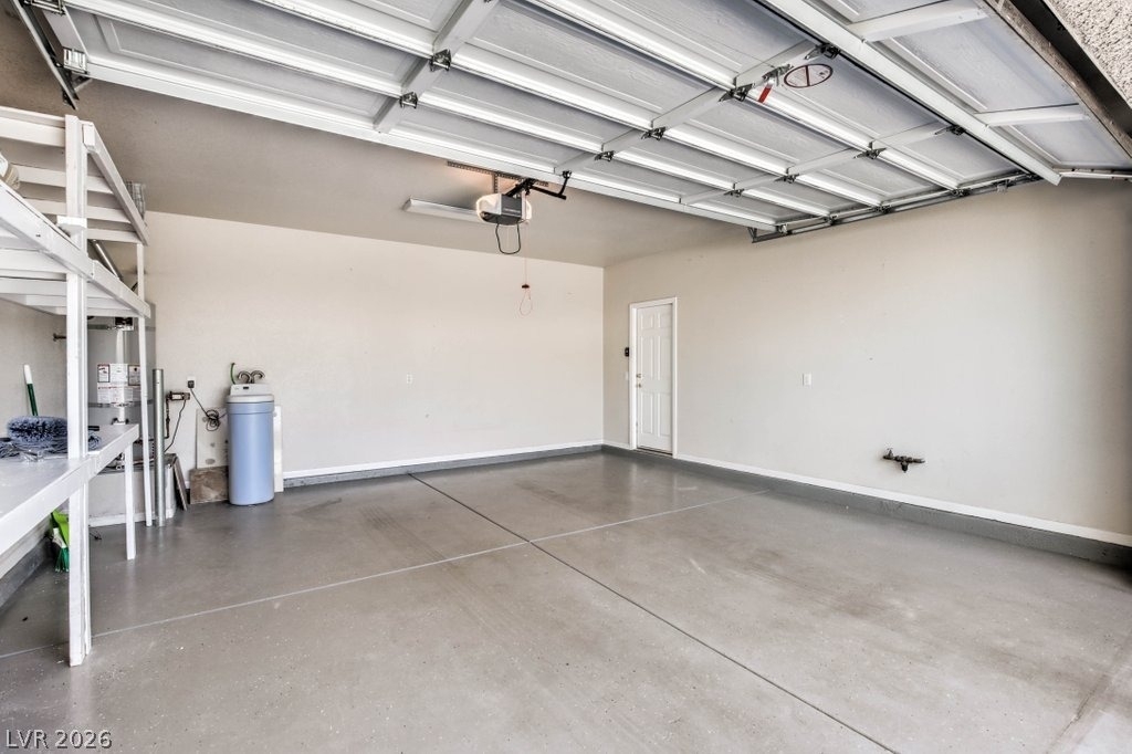 10517 Howling Coyote Avenue - Photo 25
