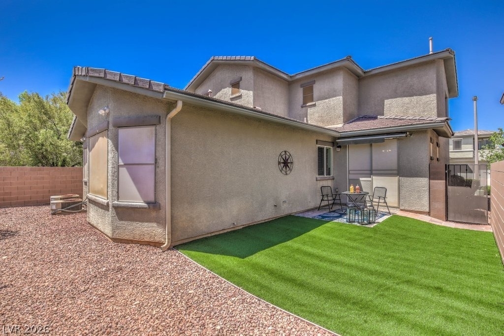 10517 Howling Coyote Avenue - Photo 29