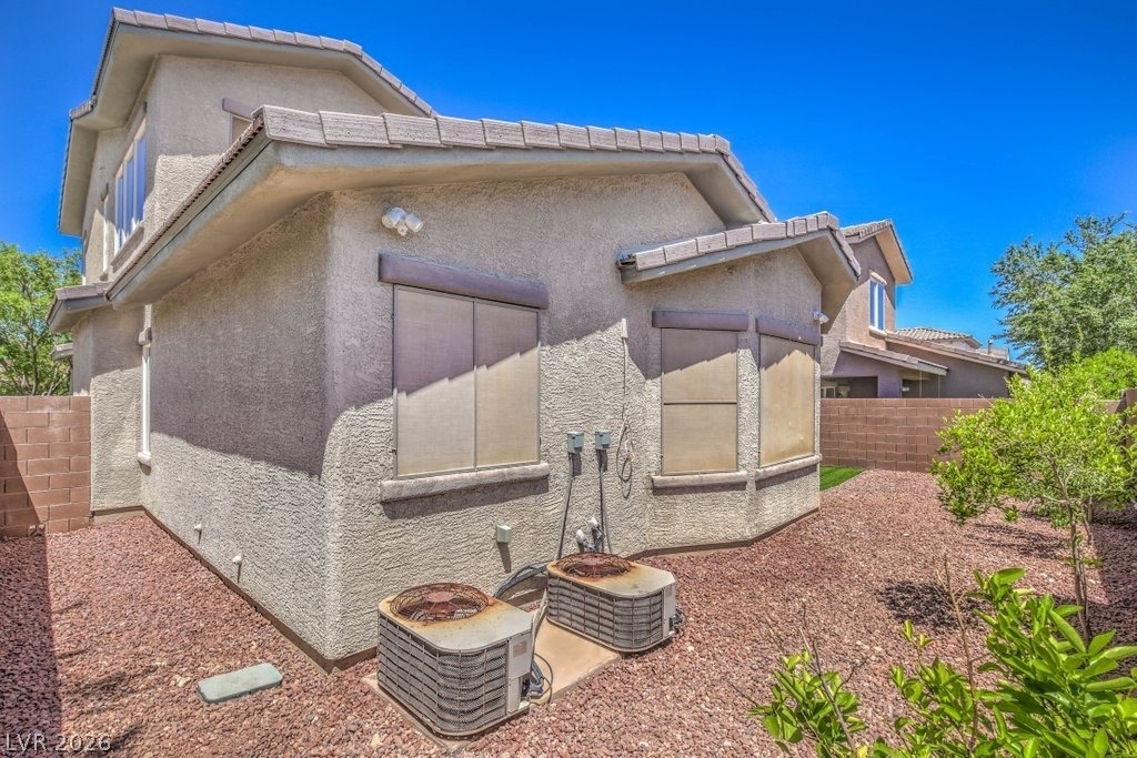 10517 Howling Coyote Avenue - Photo 30