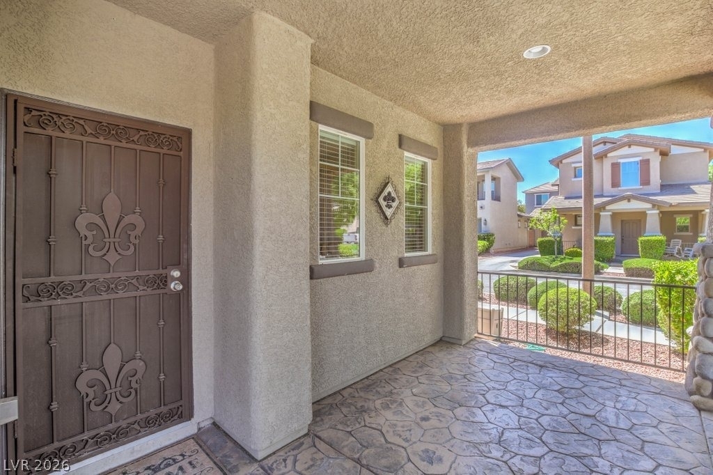 10517 Howling Coyote Avenue - Photo 4