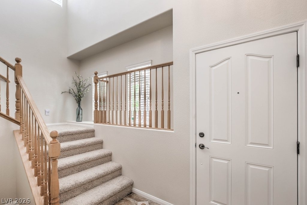 10517 Howling Coyote Avenue - Photo 6