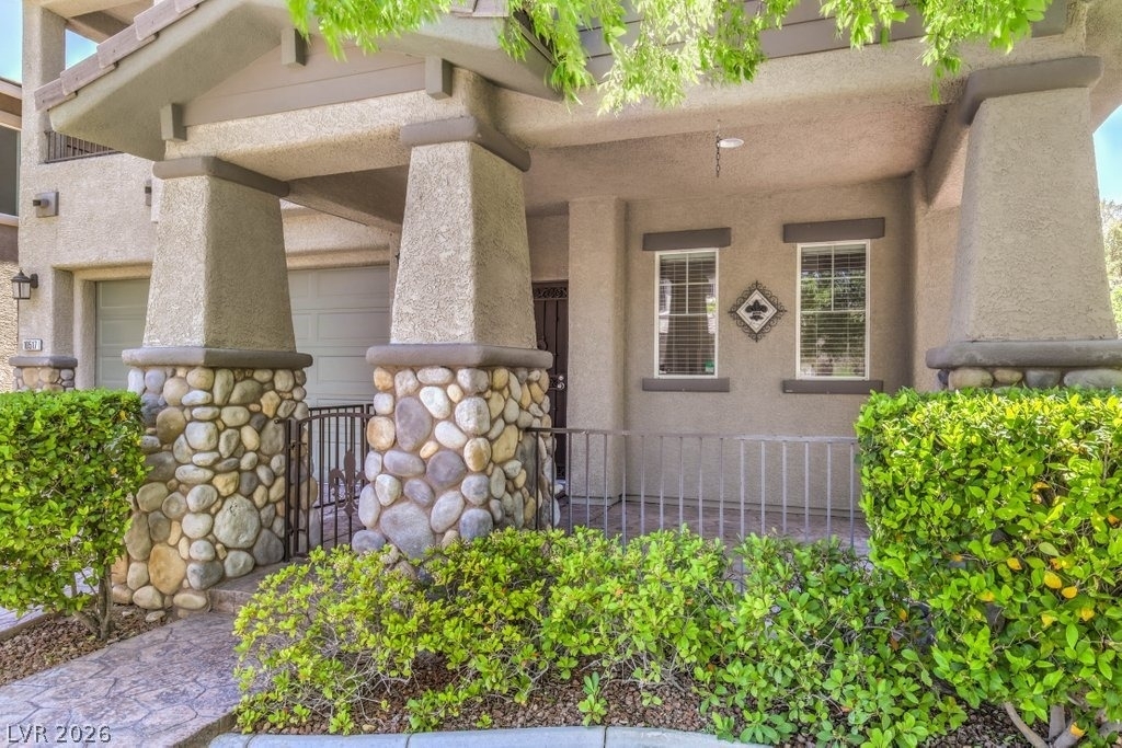 10517 Howling Coyote Avenue - Photo 3