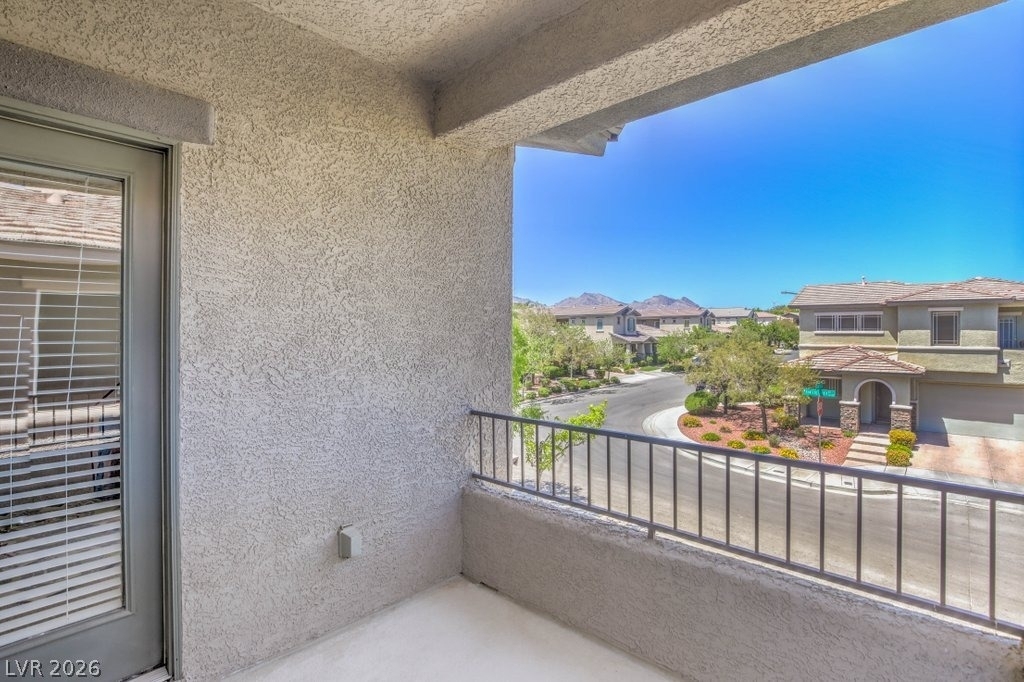 10517 Howling Coyote Avenue - Photo 26