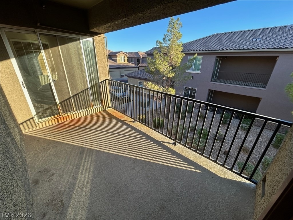 6868 Sky Pointe Drive - Photo 7