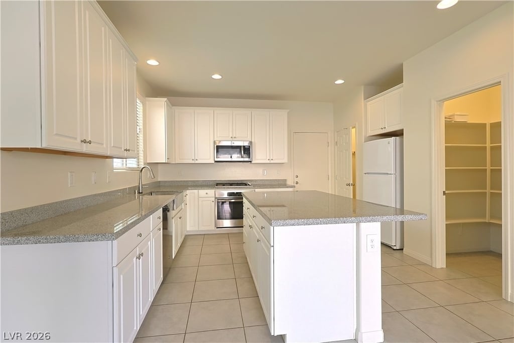 8663 Reynolds Spring Street - Photo 10