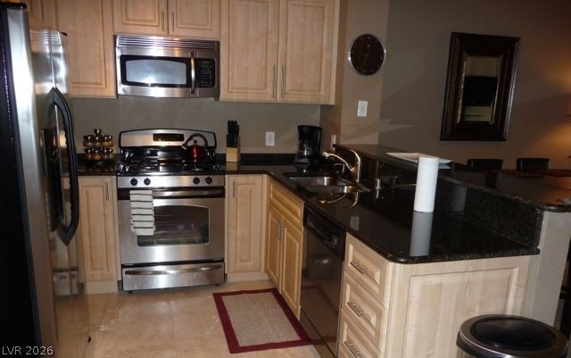 210 E Flamingo Road - Photo 3