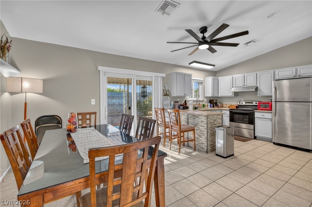 3730 Greenwood Dr. - Photo 3
