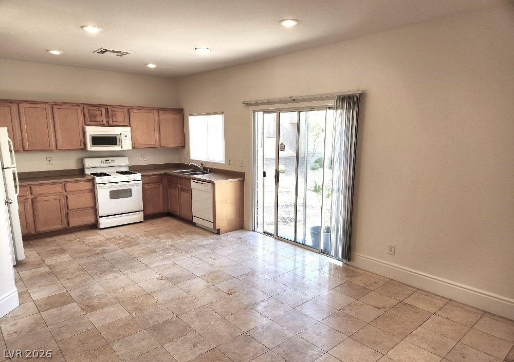 10544 Blanca Peak Avenue - Photo 2