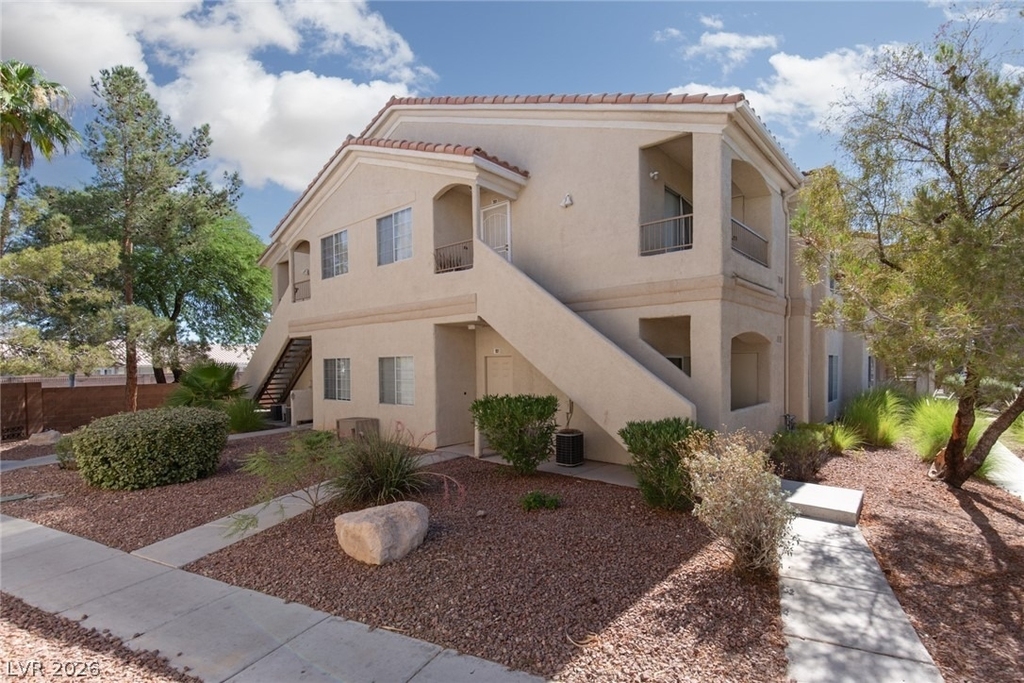 1881 W Alexander Road - Photo 0
