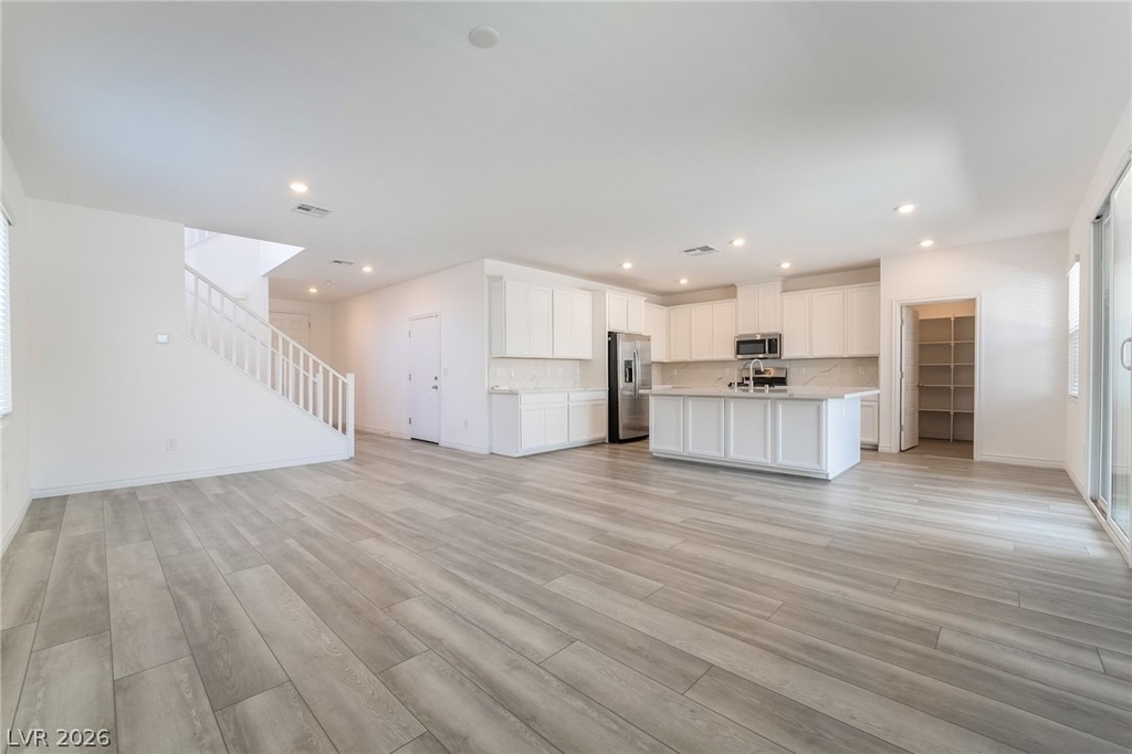 3952 Henny Avenue - Photo 11