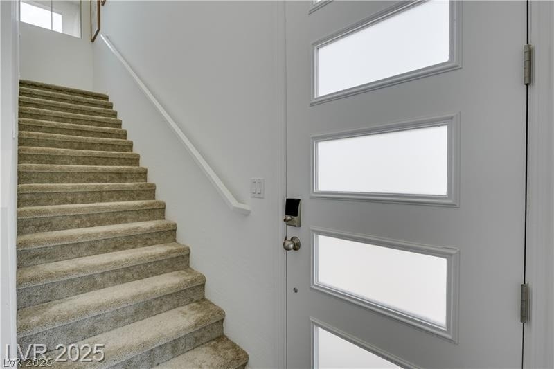 600 N Carriage Hill Drive - Photo 4