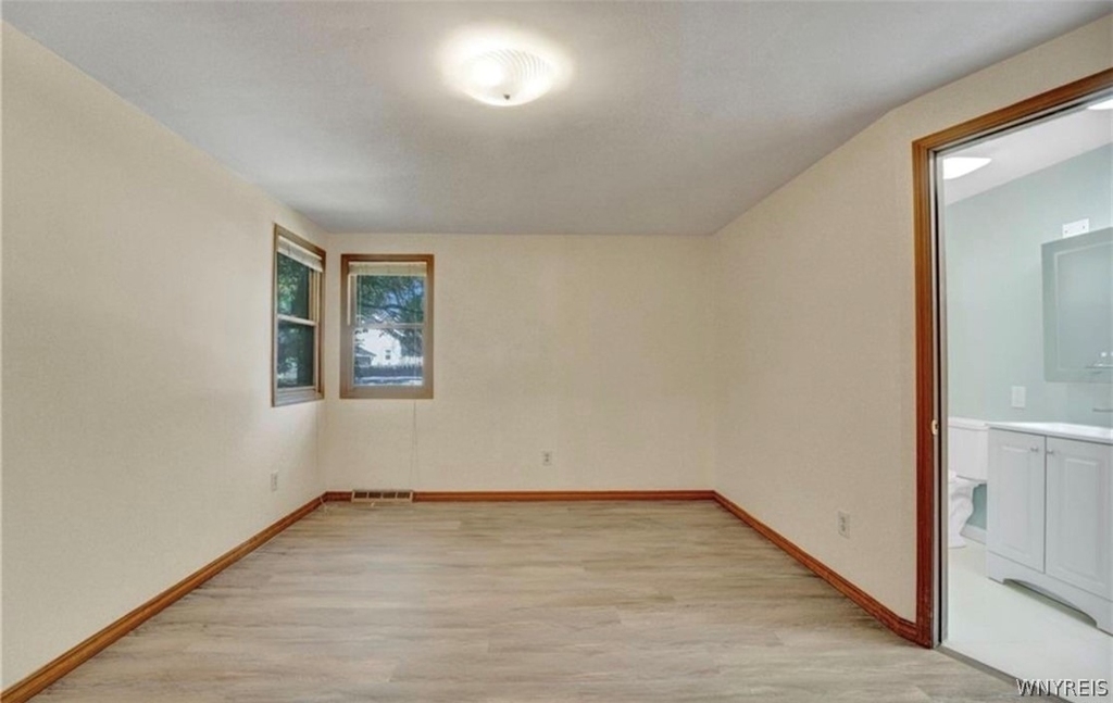 1 Emsworth Avenue - Photo 6