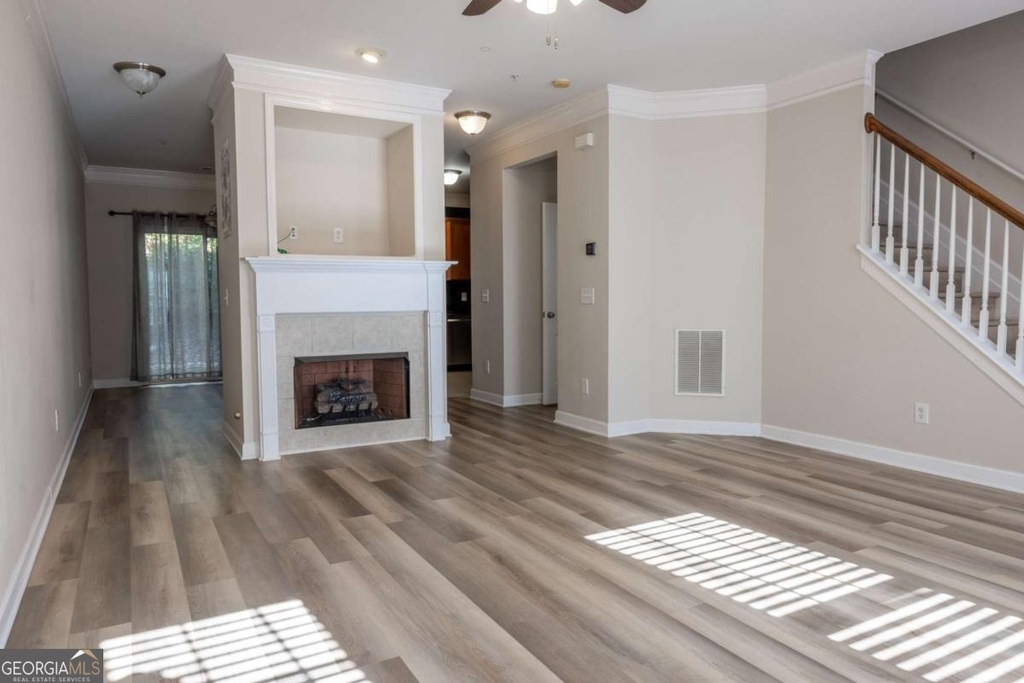 1232 Harris Commons Place - Photo 2