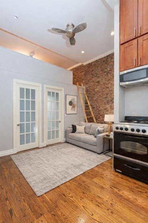 W 14TH ST. - Photo 1