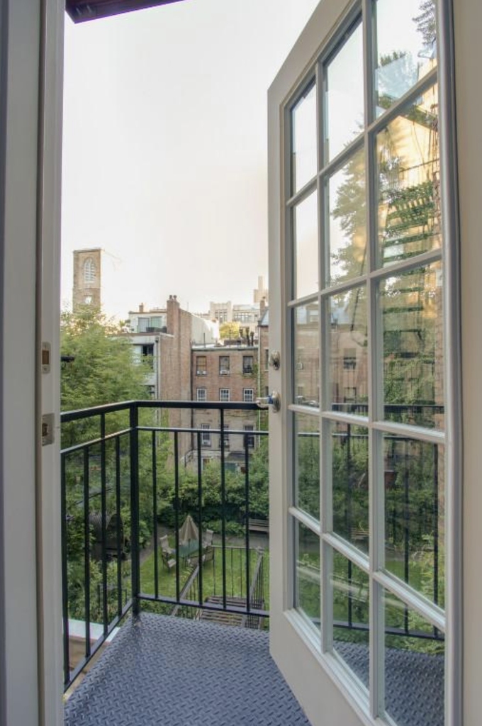 West 21st Street - Photo 0