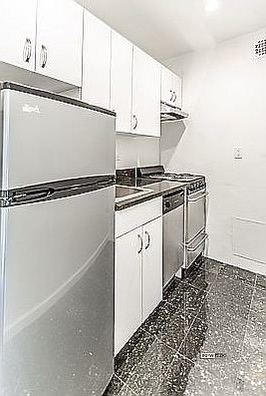 160 West 73rd Street - Photo 3