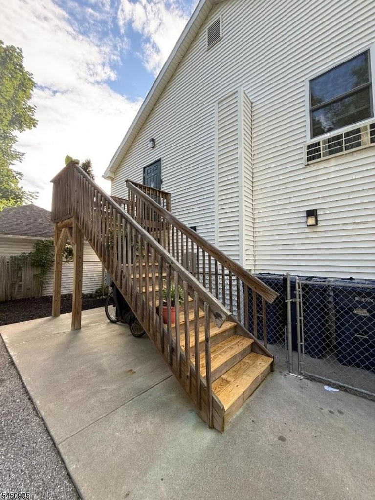 19 Merriam Ave - Photo 4