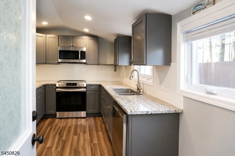 1 Hickory Trl - Photo 1