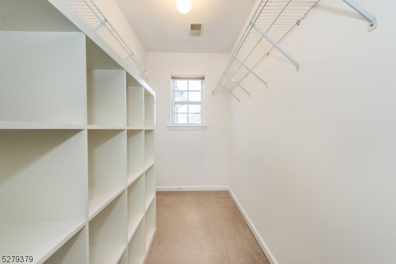 102 Lakeview Ct - Photo 16