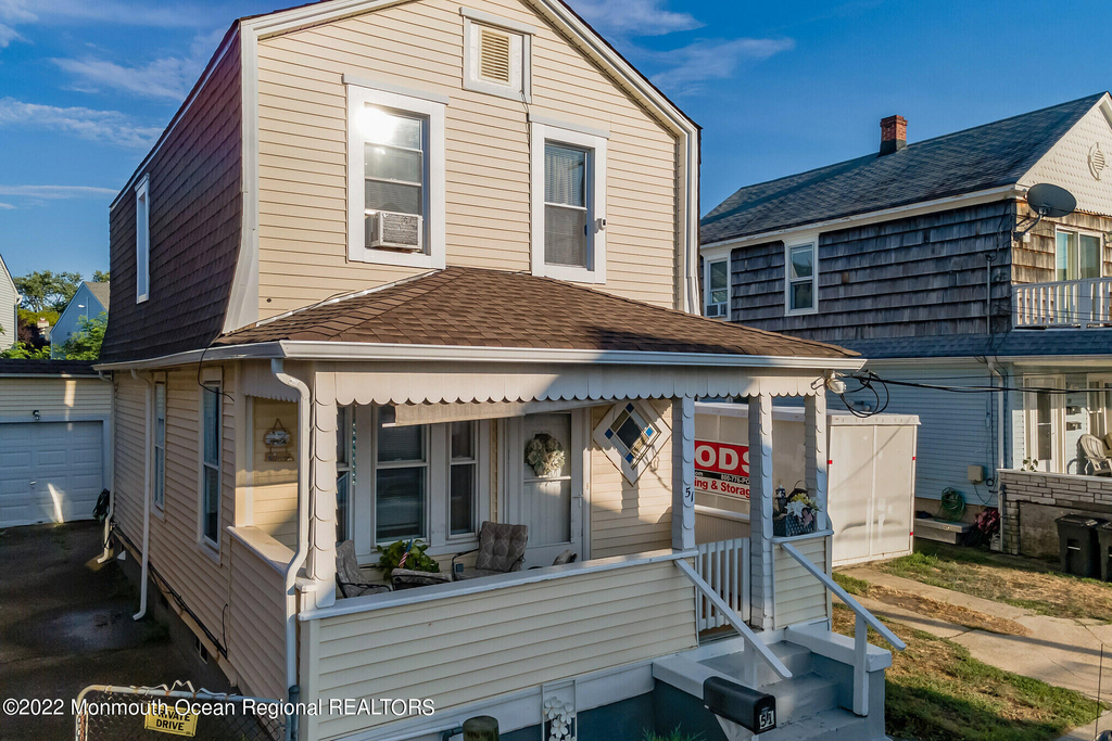 51 Seadrift Avenue - Photo 0