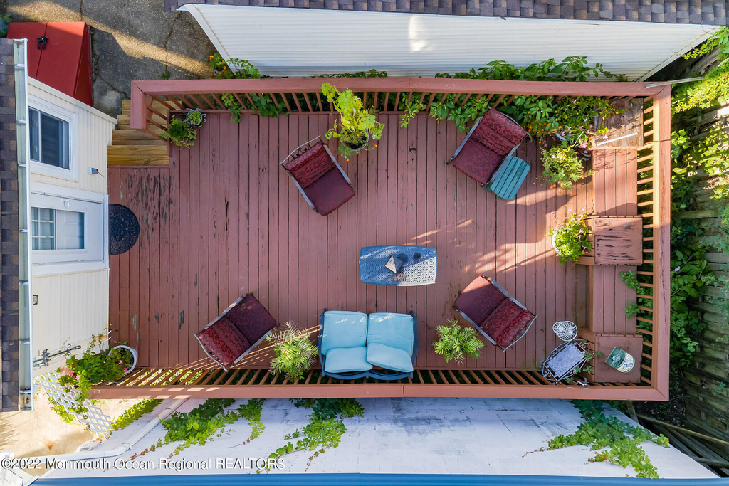 51 Seadrift Avenue - Photo 2