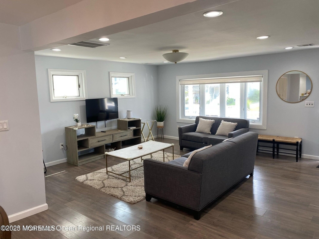 505 West Street - Photo 6