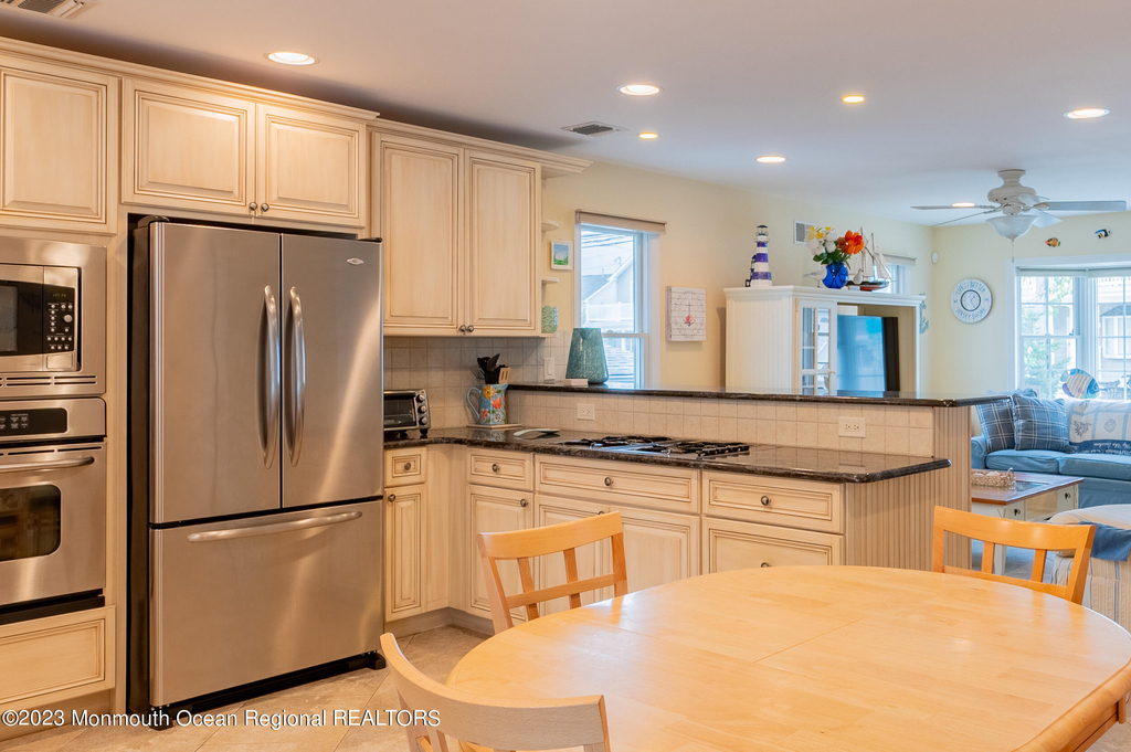 219 3rd Avenue - Photo 1