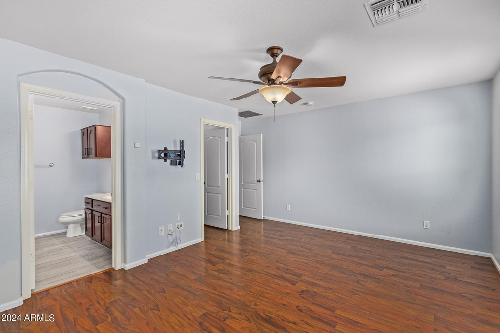 983 E Palomino Way - Photo 15