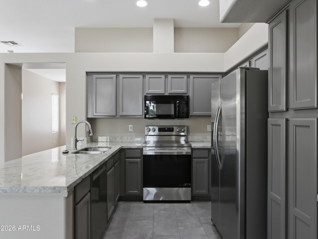 964 W Fairway Drive - Photo 11