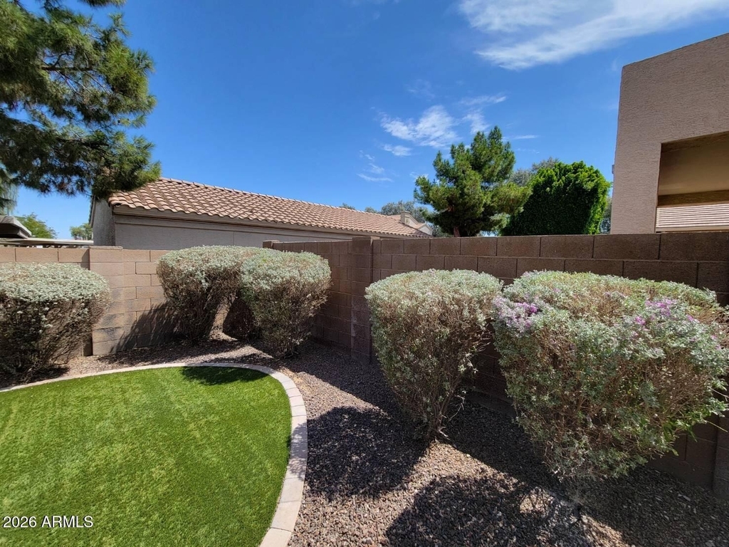 964 W Fairway Drive - Photo 38