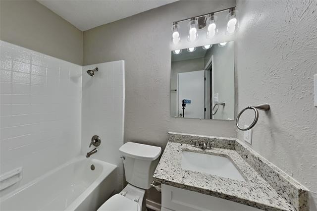 1480 Saint Patrick Drive - Photo 14