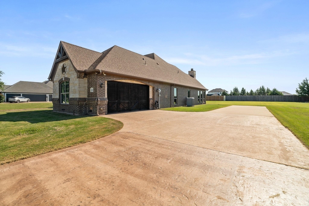 422 Rugged Drive - Photo 2