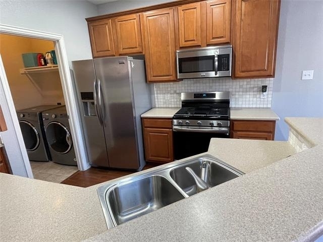 4645 Penelope Lane - Photo 5