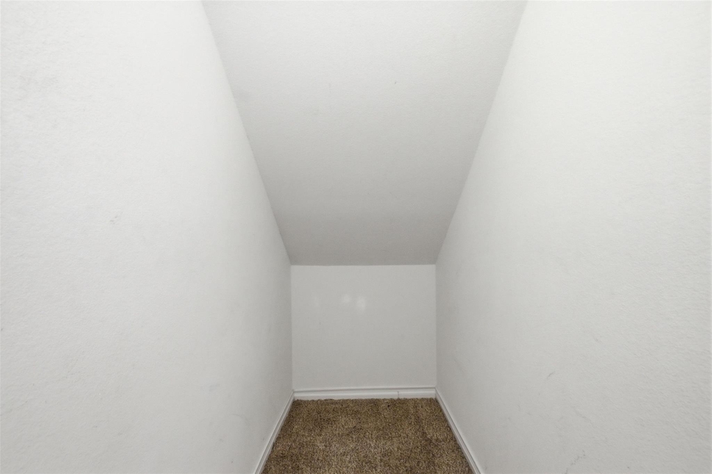 2113 Grove Park Lane - Photo 20
