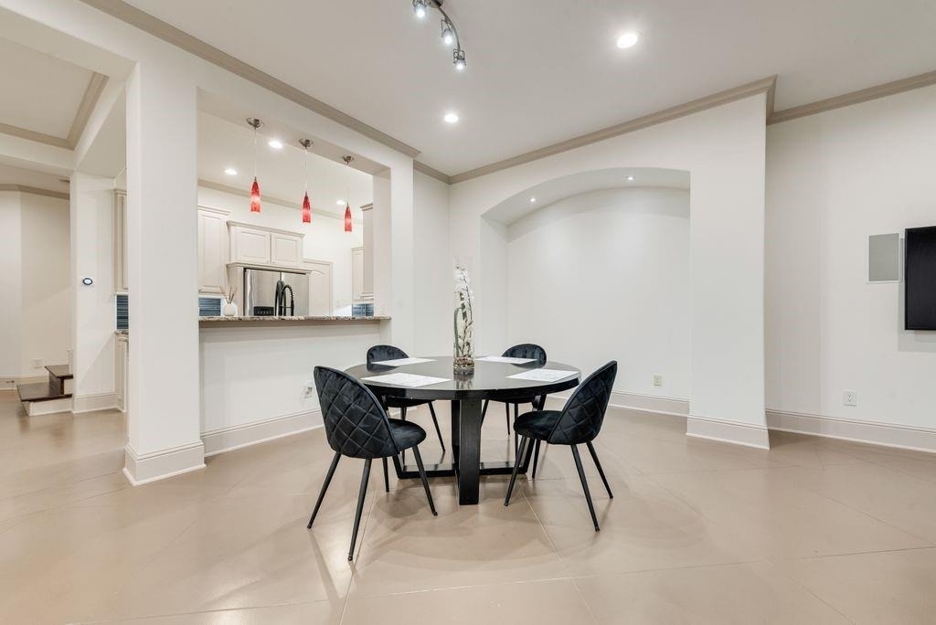 5113 Vandelia Street - Photo 10