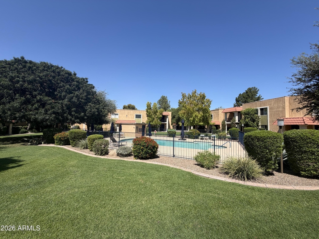601 E Palo Verde Drive - Photo 0