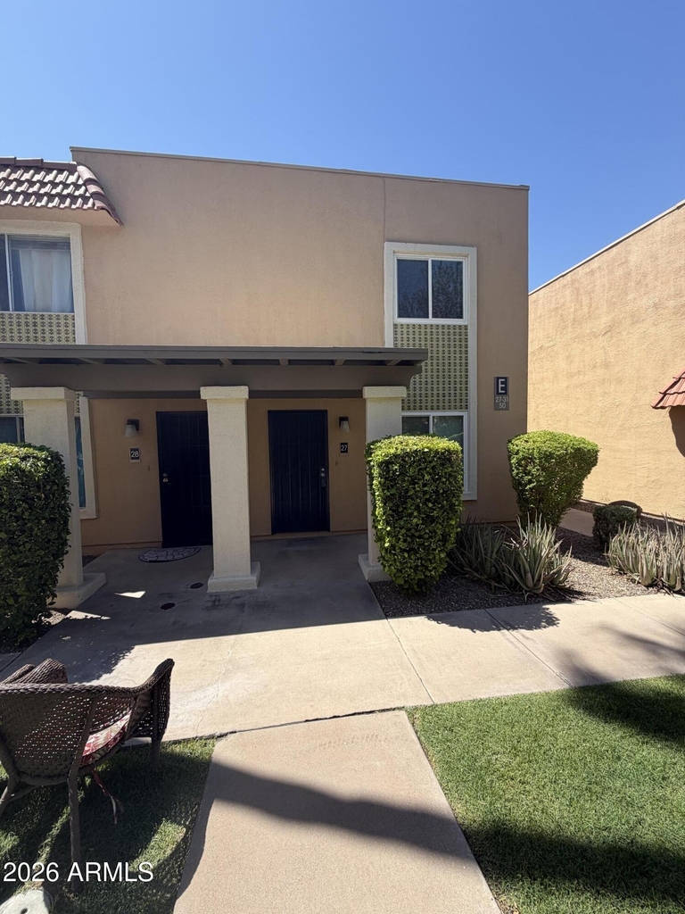 601 E Palo Verde Drive - Photo 1