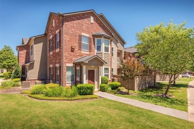 12101 Dessau Road - Photo 0
