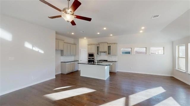 1716 Yellowthroat Drive - Photo 2