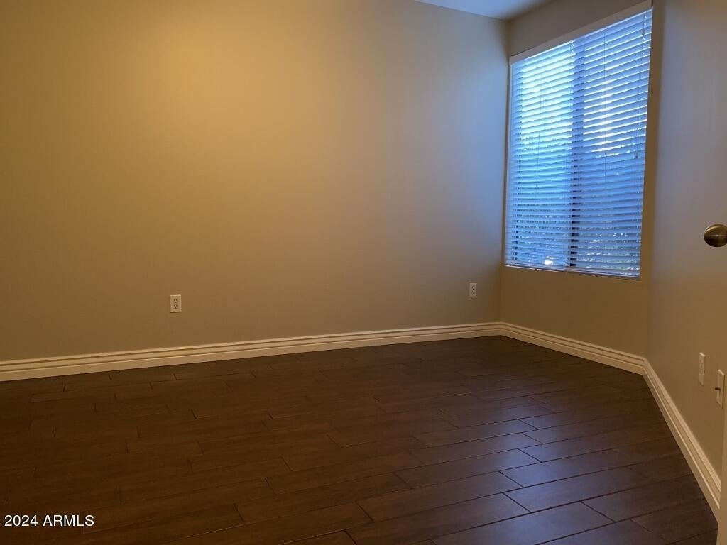 1701 E Colter Street - Photo 4