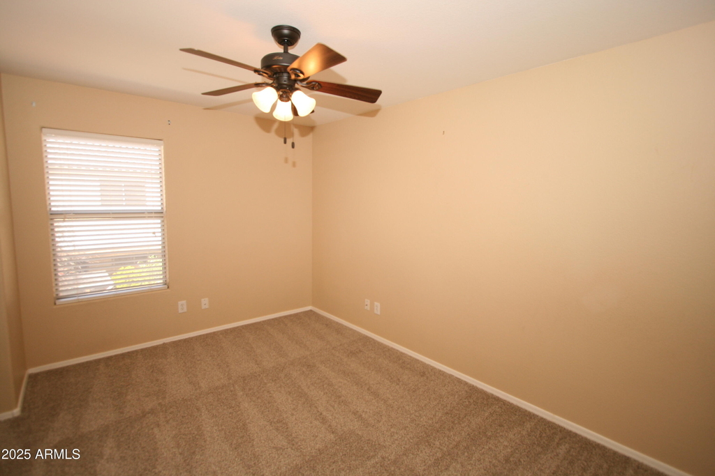 12826 W Windsor Avenue - Photo 16