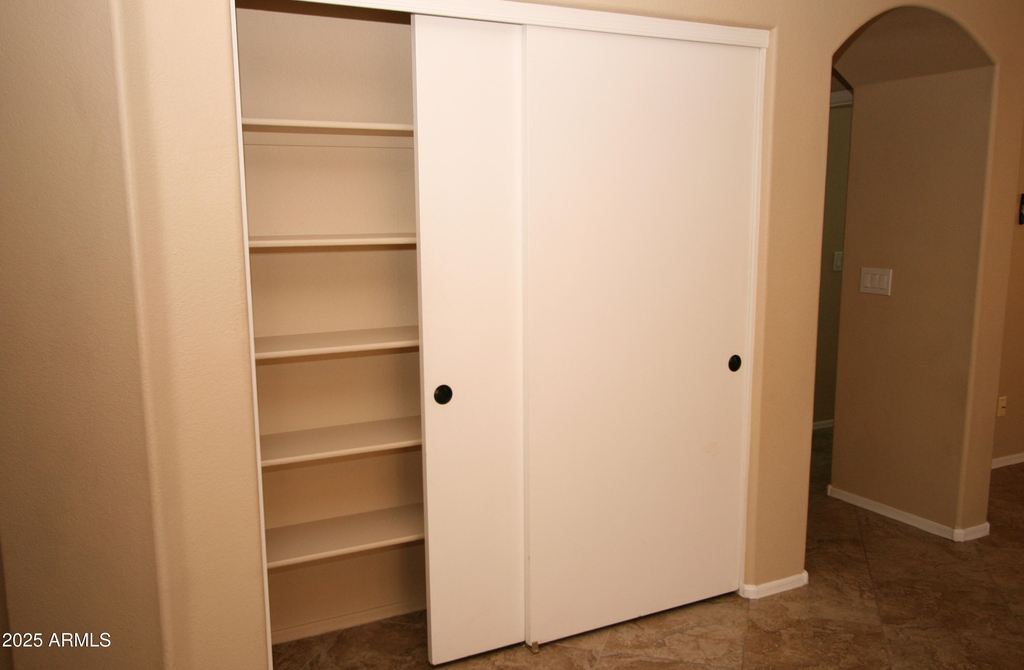 12826 W Windsor Avenue - Photo 8