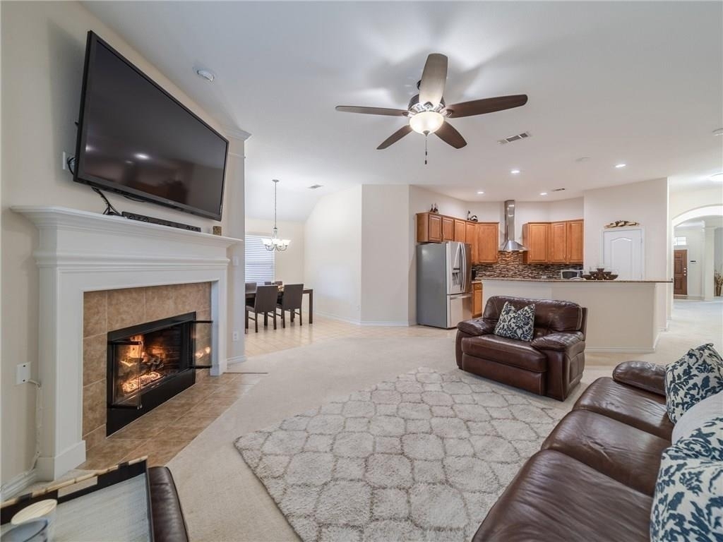 8574 Robertson Drive - Photo 4