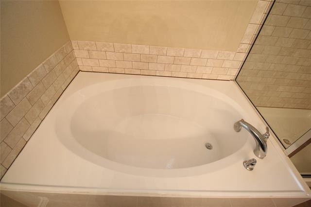 2101 Hickory Trail - Photo 18