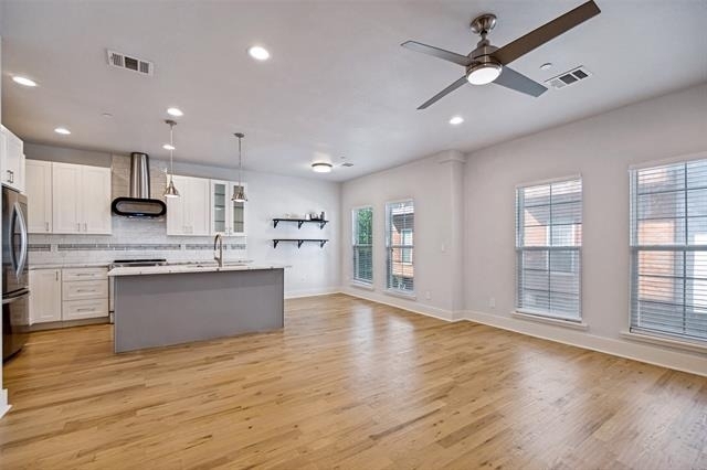 2318 Stutz Drive - Photo 2
