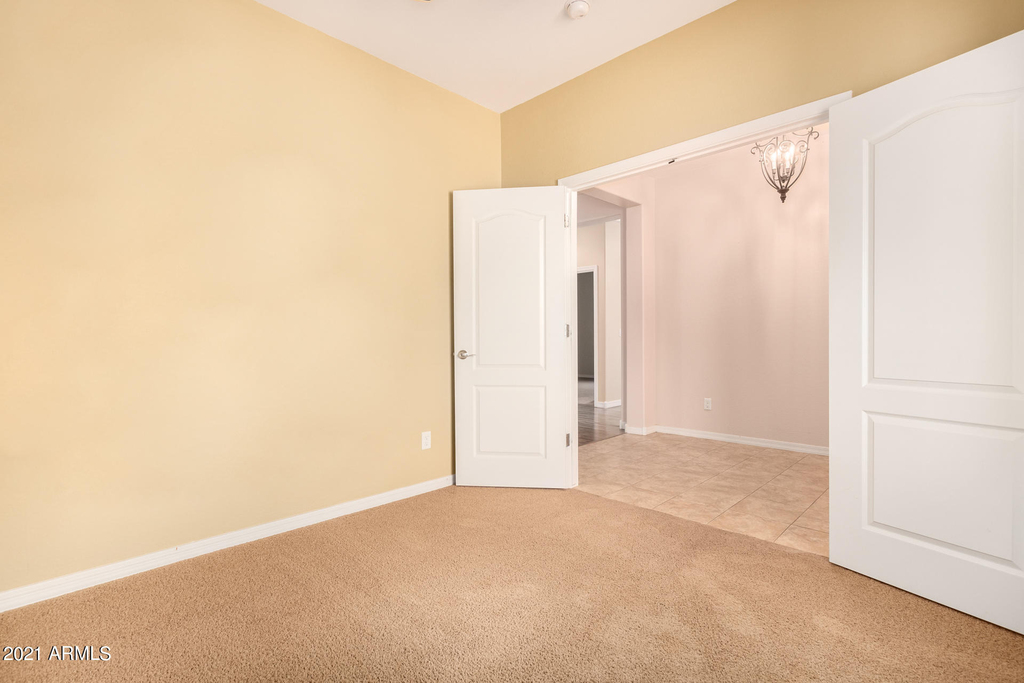 1008 W Deoni Trail - Photo 4
