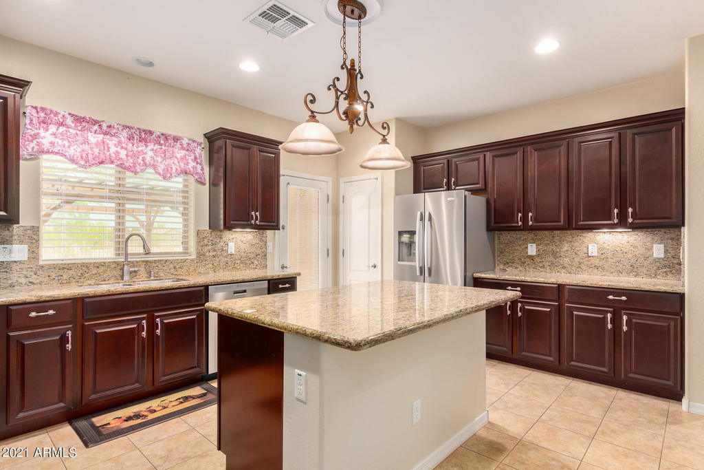 1008 W Deoni Trail - Photo 10