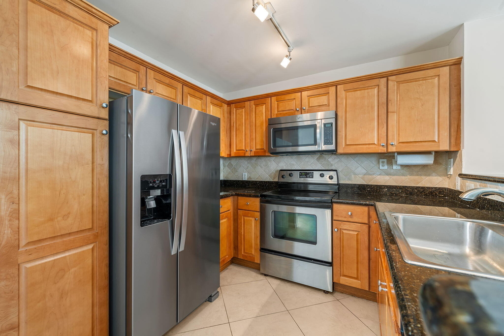11789 Saint Andrews Place - Photo 9