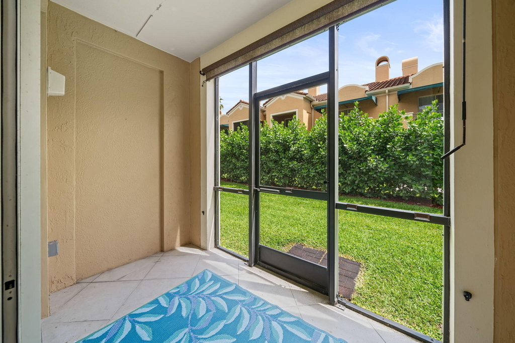11789 Saint Andrews Place - Photo 12
