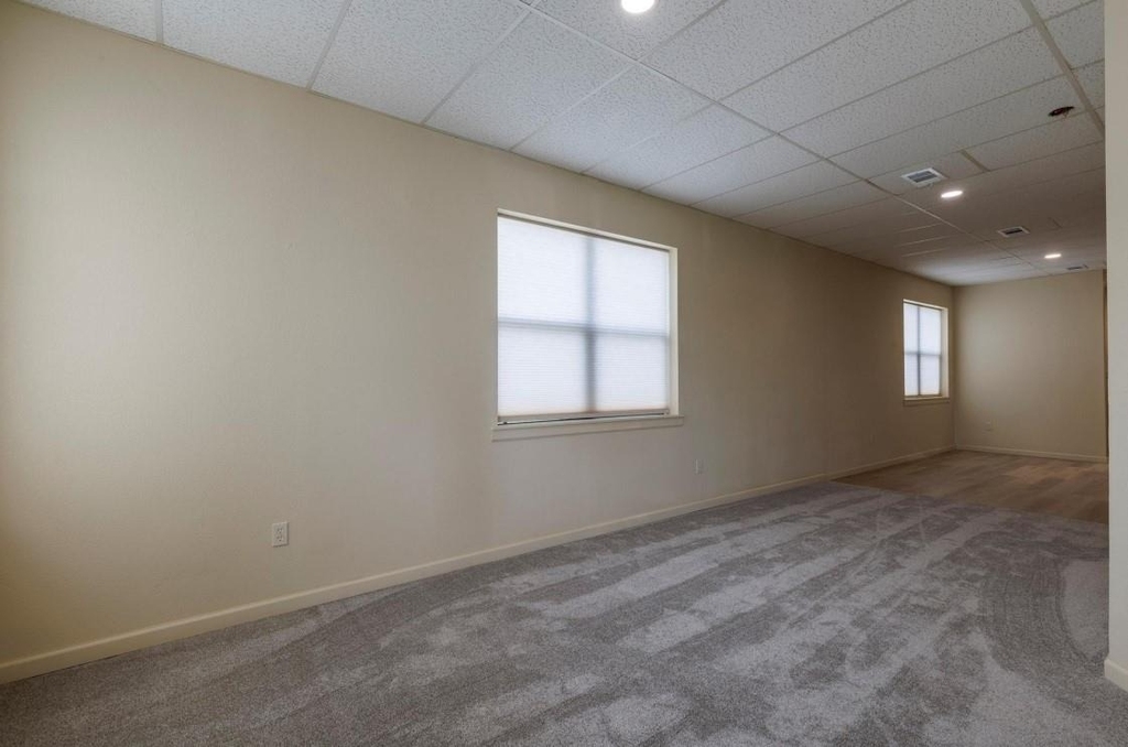 202 W Jefferson Street - Photo 7